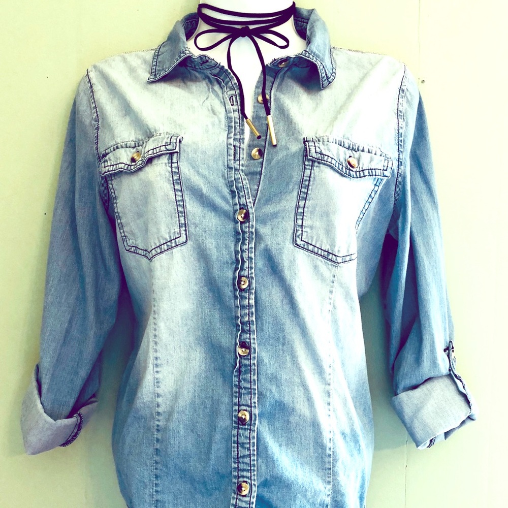 Jean button down shirt and chocker